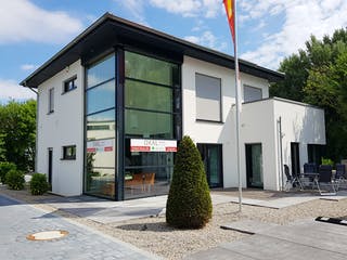 Fertighaus Musterhaus Ingolstadt von OKAL Haus Schlüsselfertig ab 407900€, Stadtvilla Außenansicht 2