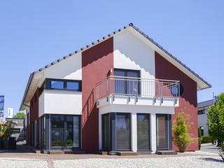 Fertighaus Musterhaus Mannheim von OKAL Haus Schlüsselfertig ab 432900€, Satteldach-Klassiker Außenansicht 2