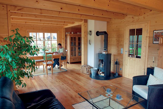 Blockhaus Ottenbach von innen – Rems-Murr-Holzhaus