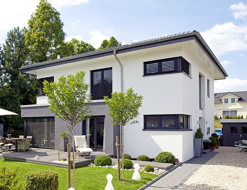 Massivhaus Freiberger von Plan-Concept Massivhaus, Stadtvilla Außenansicht 1