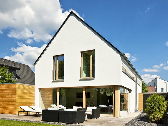 Massivhaus Immel von Plan-Concept Massivhaus, Satteldach-Klassiker Außenansicht 1 Massivhaus Immel von Plan-Concept Massivhaus, Satteldach-Klassiker Außenansicht 1