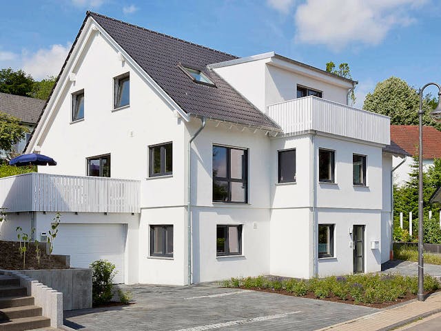 Fertighaus Bonvenon von Fingerhut Haus Schlüsselfertig ab 586030€, Satteldach-Klassiker Außenansicht 1