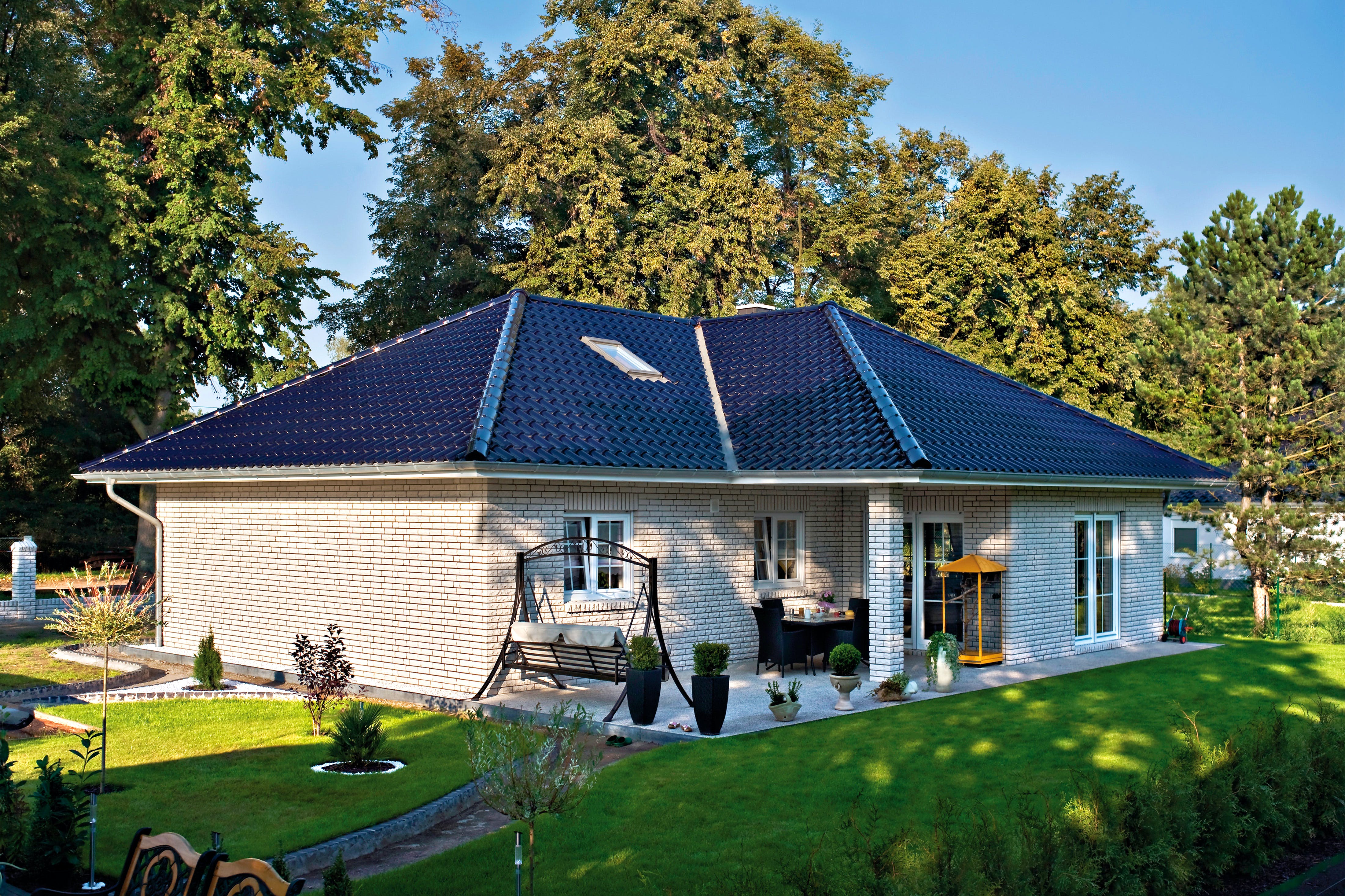 Massivhaus Winkelbungalow Ahlbeck von ROTH-MASSIVHAUS Schlüsselfertig ab 297200€, Bungalow Außenansicht 1