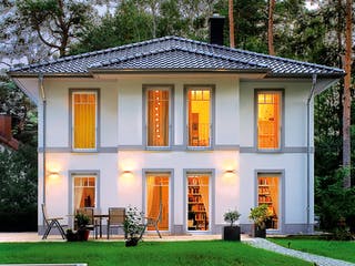 Massivhaus Stadtvilla Lugana von ROTH-MASSIVHAUS Schlüsselfertig ab 341500€, Stadtvilla Außenansicht 3