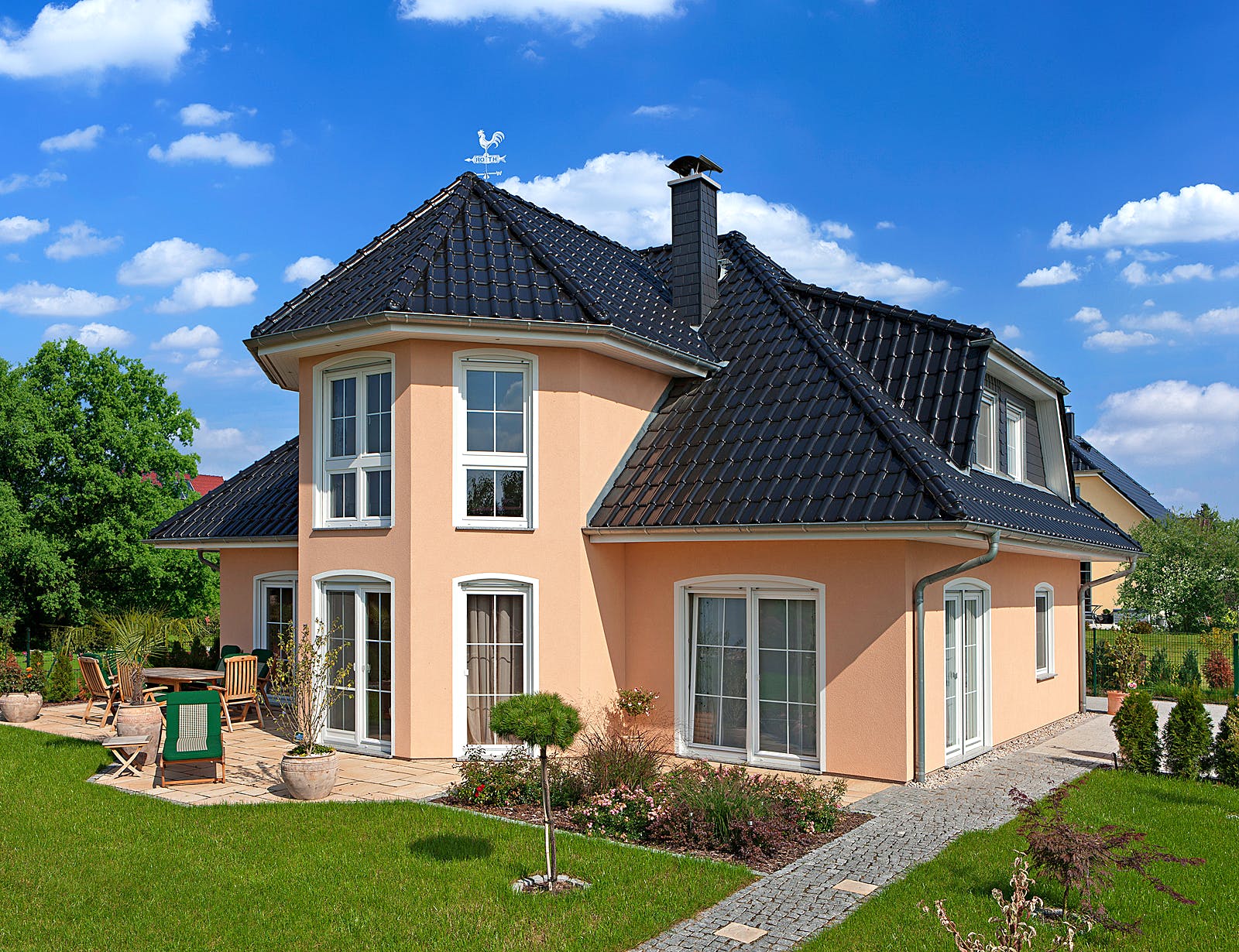 Massivhaus Turmhaus 152 von ROTH-MASSIVHAUS Schlüsselfertig ab 339900€, Stadtvilla Außenansicht 1