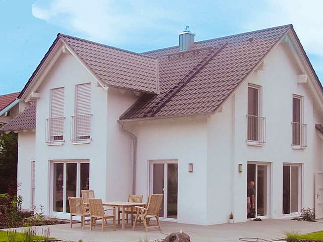 Massivhaus Klassik von Rothdach, Satteldach-Klassiker Außenansicht 1 Massivhaus Klassik von Rothdach, Satteldach-Klassiker Außenansicht 1