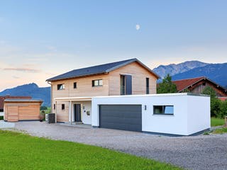Fertighaus Schneider - Kundenhaus von Bau-Fritz Schlüsselfertig ab 475000€, Satteldach-Klassiker Außenansicht 3