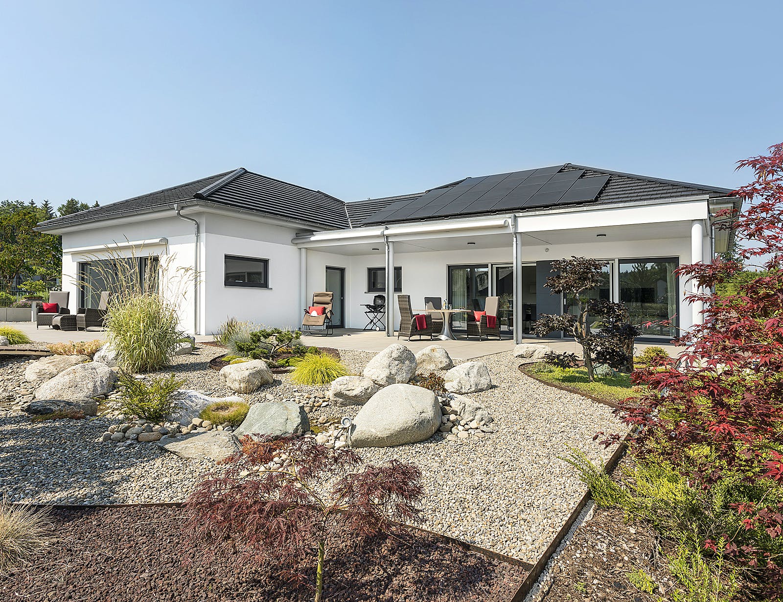 Fertighaus E 10-176.1 - Moderner Bungalow von SchwörerHaus Schlüsselfertig ab 621400€, Bungalow Außenansicht 1