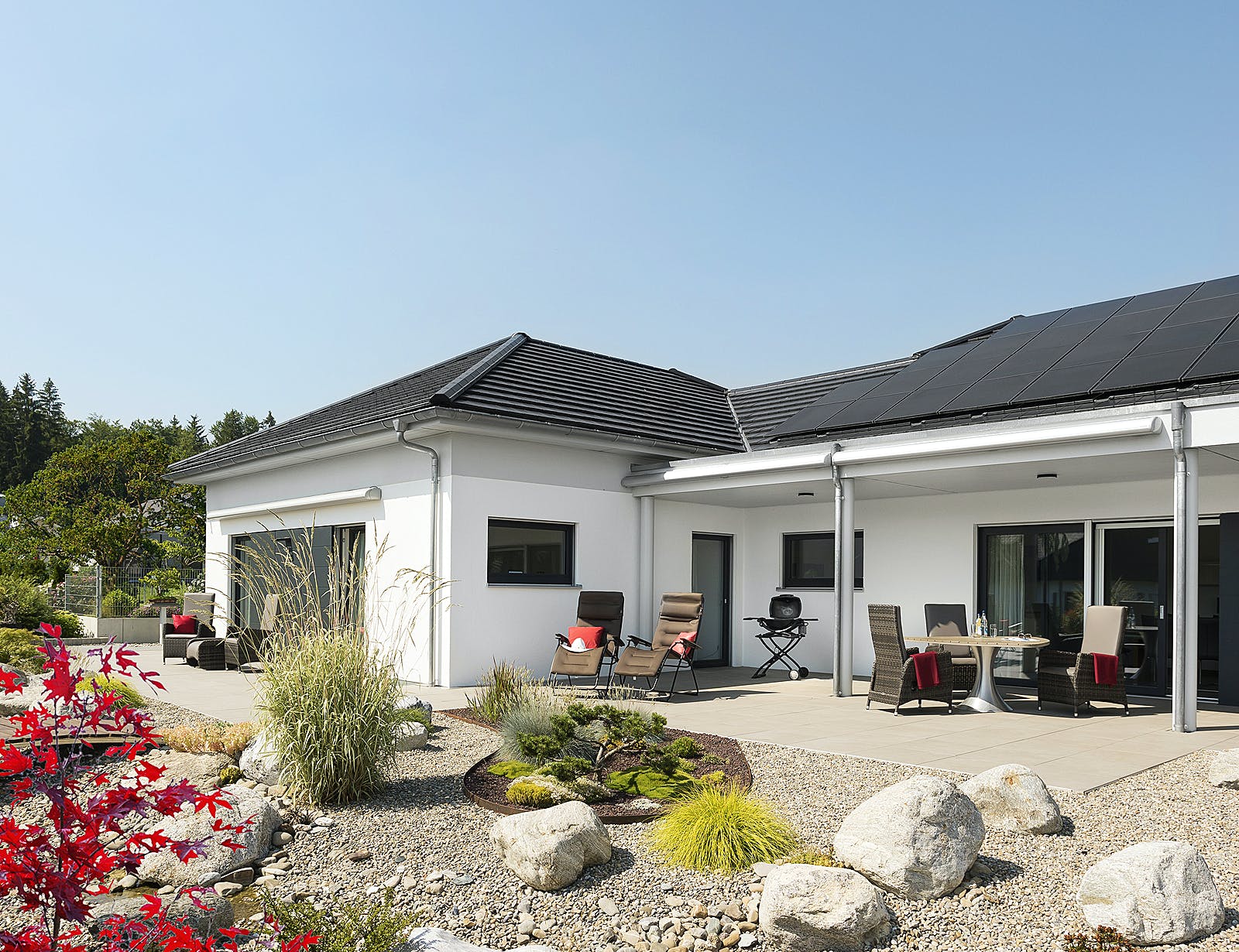 Fertighaus E 10-176.1 - Moderner Bungalow von SchwörerHaus Schlüsselfertig ab 621400€, Bungalow Außenansicht 2