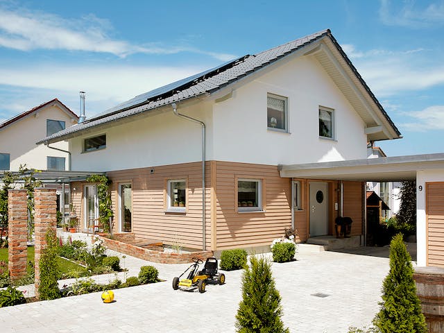 Fertighaus E 15-147.3 - Einfamilienhaus mit Terrasse von SchwörerHaus Schlüsselfertig ab 350350€, Außenansicht 1