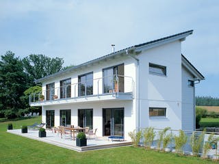 Fertighaus E 15-217.1 - Fertighaus mit 200 qm von SchwörerHaus Schlüsselfertig ab 630242€, Pultdachhaus Außenansicht 1