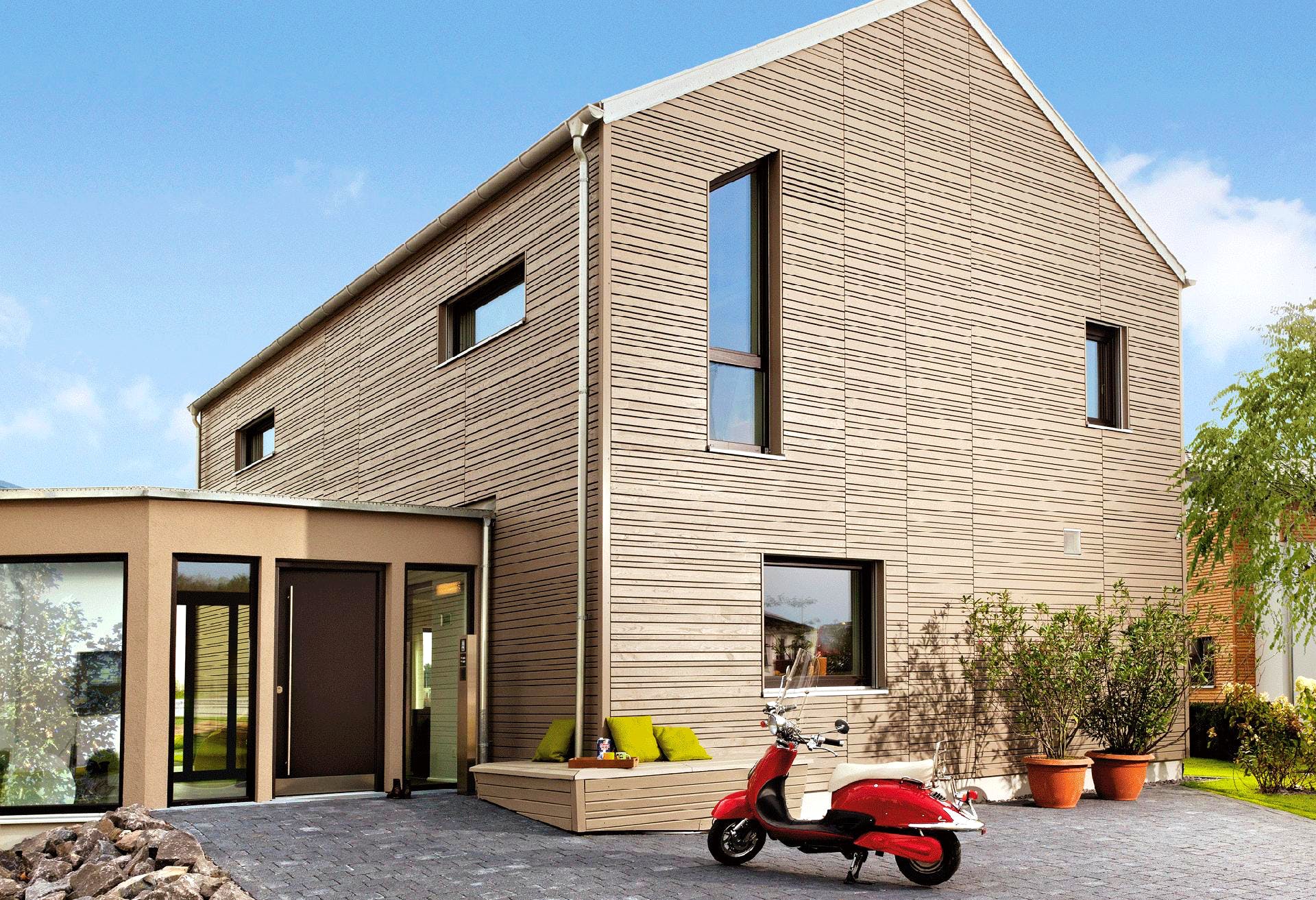 Fertighaus E 20-161.2 - Musterhaus Köln-Frechen von SchwörerHaus - Österreich Schlüsselfertig ab 869220€, Außenansicht 2