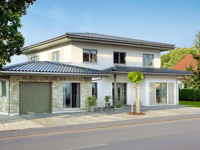 Fertighaus E 20-201.1 - Französischer Landhausstil von SchwörerHaus Schlüsselfertig ab 659145€, Stadtvilla Außenansicht 1