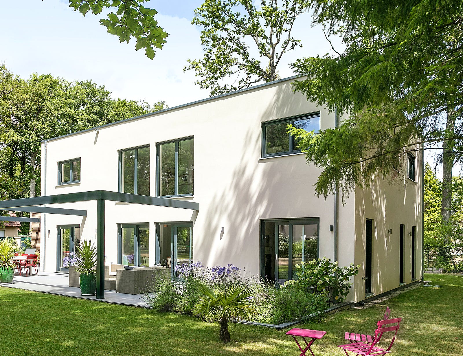 Fertighaus E 20-220.1 - Moderne Villa mit Flachdach von SchwörerHaus Schlüsselfertig ab 593850€, Cubushaus Außenansicht 1