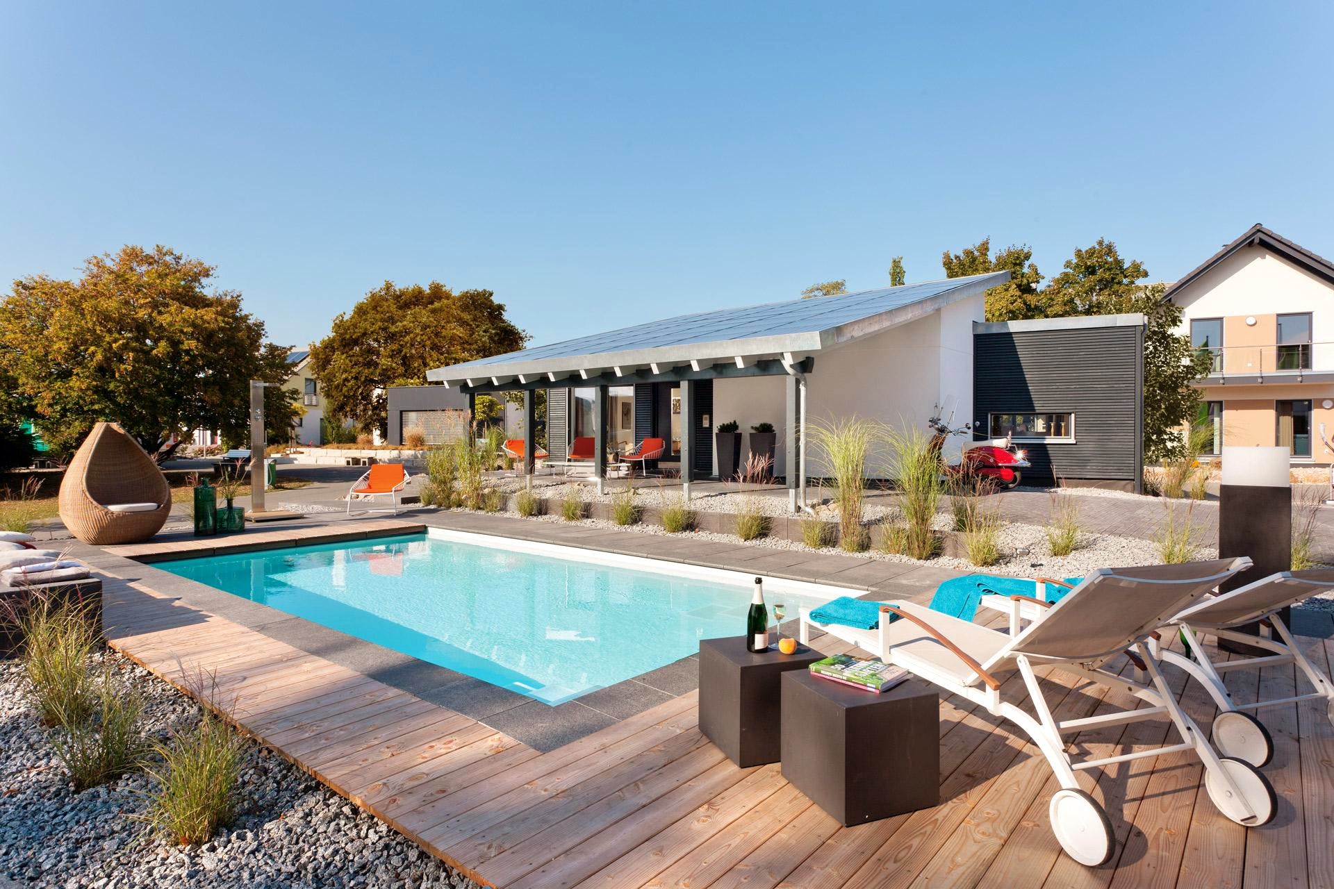 Fertighaus F 10-043.7 - FlyingSpaces Bungalow von SchwörerHaus - Österreich Schlüsselfertig ab 295350€, Außenansicht 2