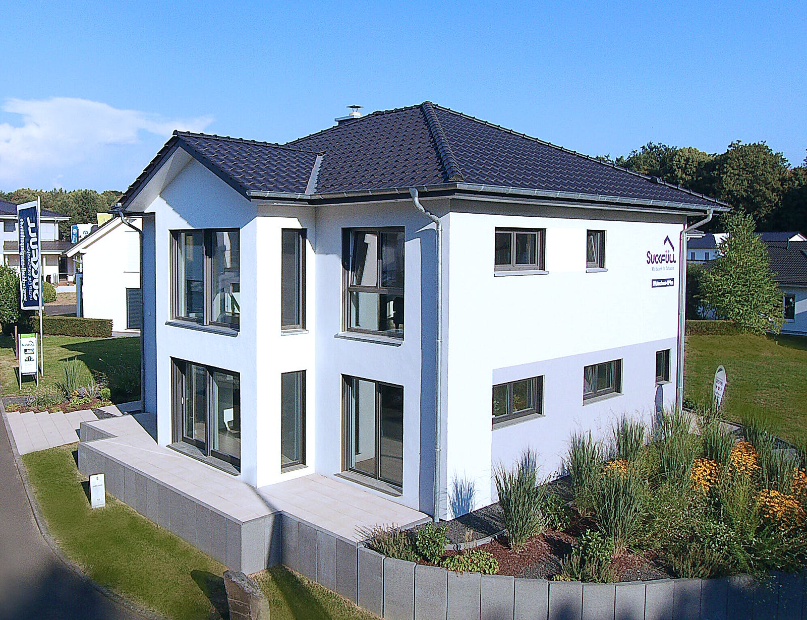 Fertighaus Musterhaus Bad Vilbel von Suckfüll Energiesparhaus, Stadtvilla Außenansicht 1