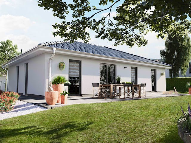 Massivhaus Bungalow 110 von Town & Country Haus Deutschland Schlüsselfertig ab 206090€, Bungalow Außenansicht 1