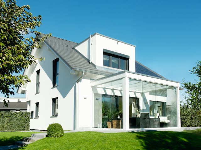 Fertighaus Ausstellungshaus Mannheim Balance 250 von WeberHaus Schlüsselfertig ab 404000€, Außenansicht 3
