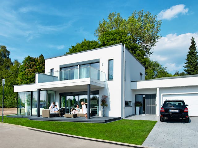 Fertighaus Ausstellungshaus Villingen-Schwenningen von WeberHaus Schlüsselfertig ab 600000€, Cubushaus Außenansicht 1 Fertighaus Ausstellungshaus Villingen-Schwenningen von WeberHaus Schlüsselfertig ab 600000€, Cubushaus Außenansicht 1