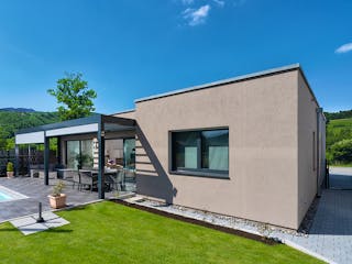 Fertighaus Kundenhaus myLife 402 von WeberHaus Schlüsselfertig ab 413180€, Bungalow Außenansicht 5