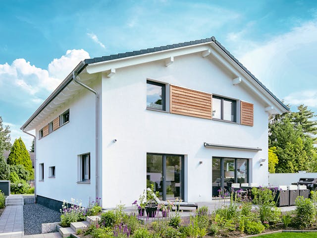 Fertighaus Kundenhaus Greve von WeberHaus Schlüsselfertig ab 487000€, Satteldach-Klassiker Außenansicht 1 Fertighaus Kundenhaus Greve von WeberHaus Schlüsselfertig ab 487000€, Satteldach-Klassiker Außenansicht 1