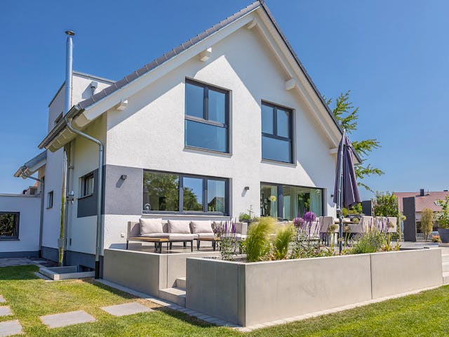 Fertighaus Kundenhaus Jungmann - generation5.5 Haus 200 von WeberHaus Schlüsselfertig ab 361500€, Außenansicht 2