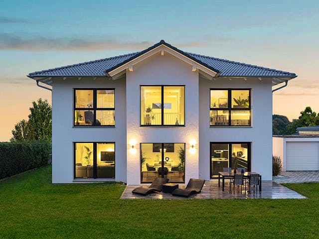 Fertighaus Kundenhaus Karg von WeberHaus Schlüsselfertig ab 525000€, Stadtvilla Außenansicht 1