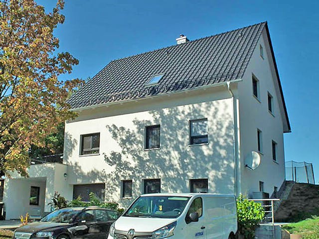 Massivhaus Einfamilienhaus 369 von WEIOTT-Massiv-Haus, Satteldach-Klassiker Außenansicht 1