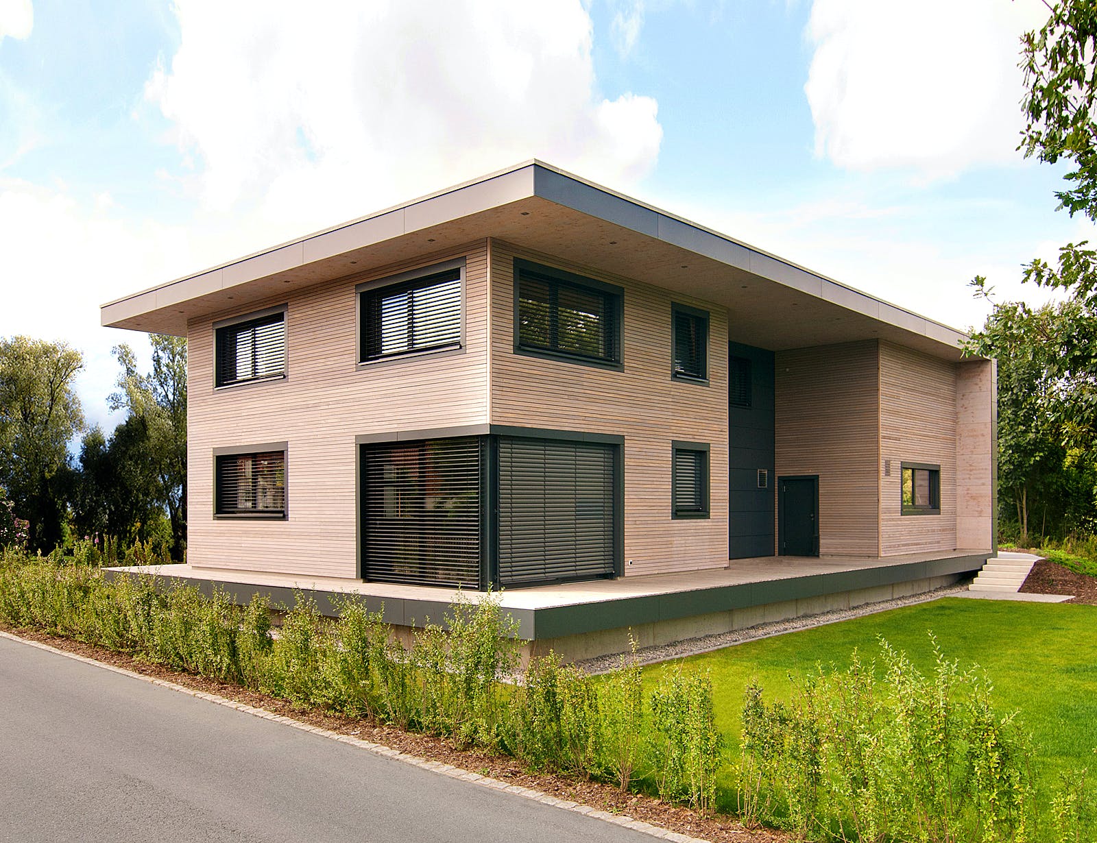 Fertighaus Haus BT von Weizenegger Schlüsselfertig ab 670000€, Cubushaus Außenansicht 1