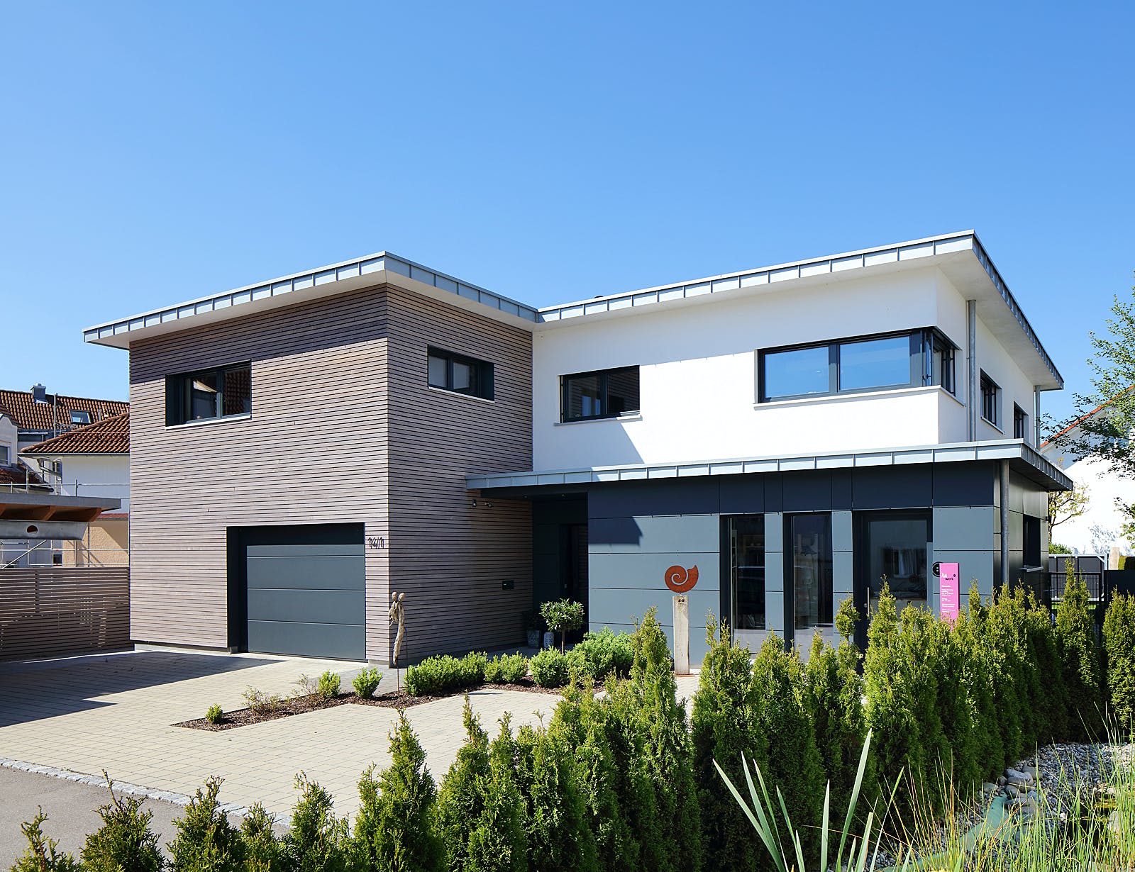 Fertighaus Haus mit Gewerbe WPBW von Weizenegger Schlüsselfertig ab 530000€, Cubushaus Außenansicht 2