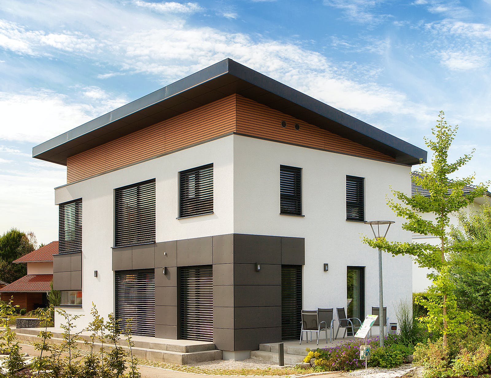 Fertighaus Musterhaus Poing von Wolf System, Pultdachhaus Außenansicht 1