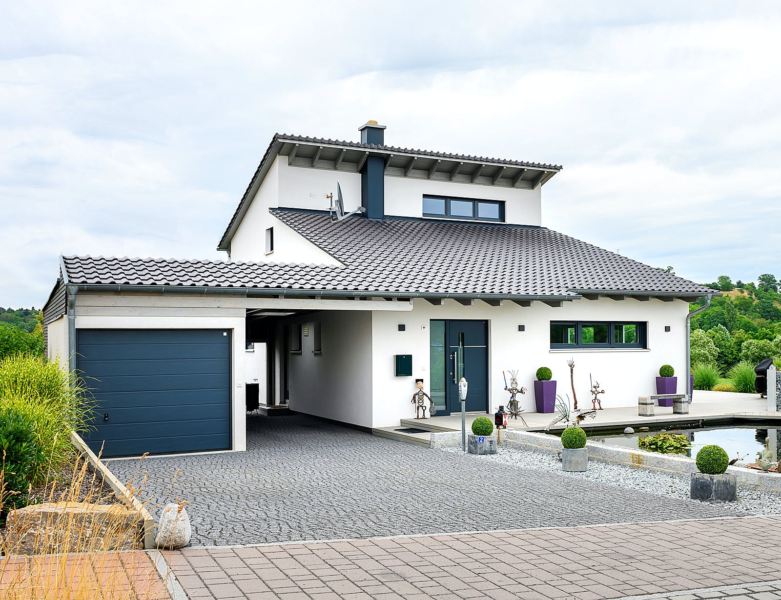 Fertighaus Einfamilienhaus mit Fertigteilgarage & Geräteschuppen von Ziegler Haus Schlüsselfertig ab 295000€, Außenansicht 1