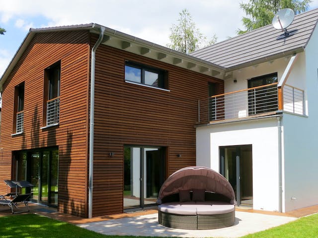 Fertighaus Einfamilienhaus mit Keller & Carport von Ziegler Haus Schlüsselfertig ab 385000€, Außenansicht 1